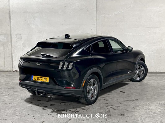 Ford Mustang Mach-E RWD 75 kWh 258pk 2021 (Origineel-NL + 1e eigenaar), L-877-NL