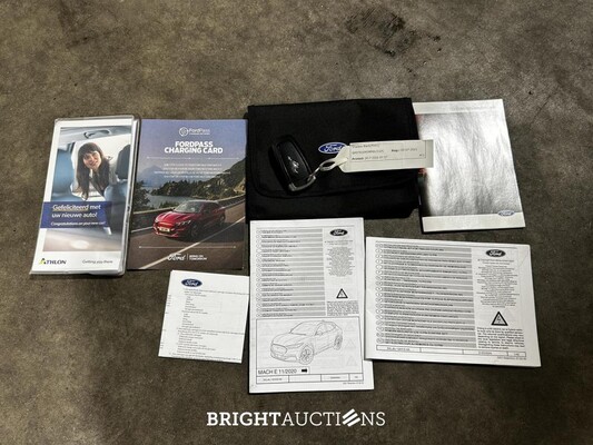 Ford Mustang Mach-E RWD 75 kWh 258pk 2021 (Origineel-NL + 1e eigenaar), L-877-NL