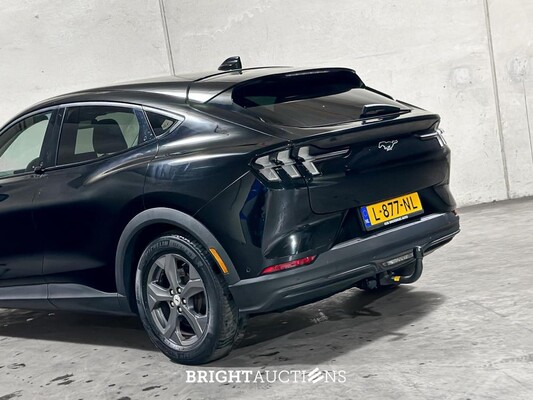 2021 Ford Mustang Mach-E RWD 75 kWh 258 pk (niederländische Erstzulassung + Erstbesitzer), L-877-NL