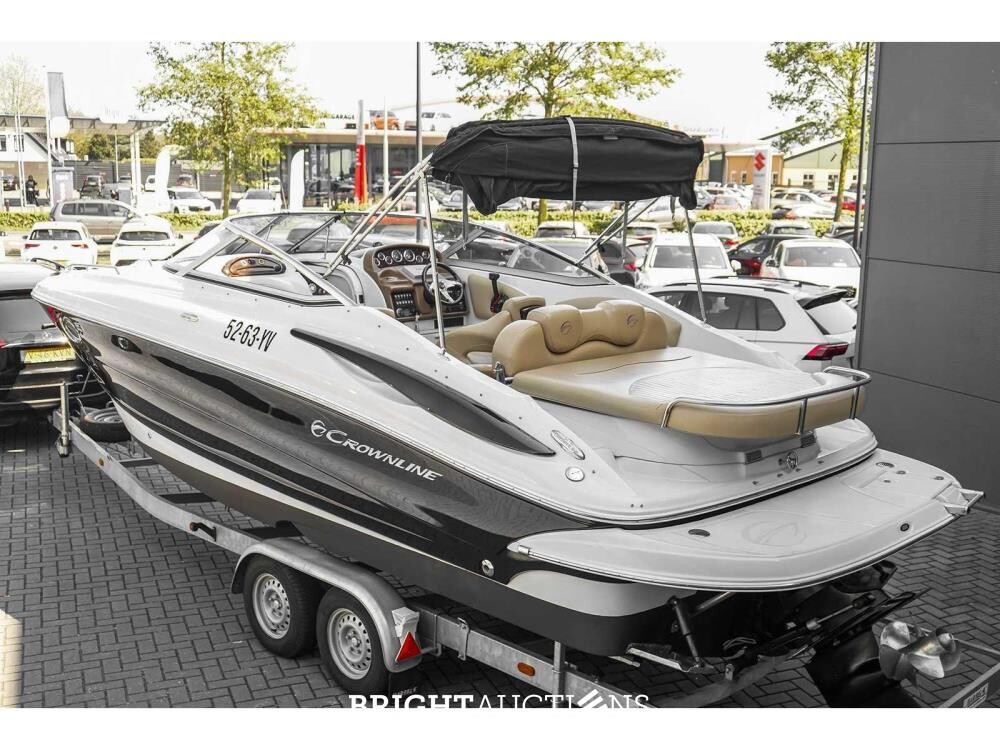 Crownline 266SC 2012 Speedboot (Mercruiser Motor 349,3PK) - (Trailer Harbeck BT3500M 62-WSJ-2)