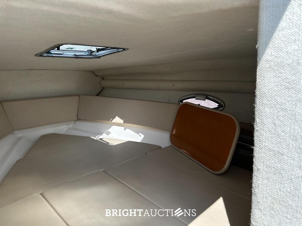 Chaparral 225 SSi Sportboot / Speedboot met Kajuit, MerCruiser 300pk – 2012