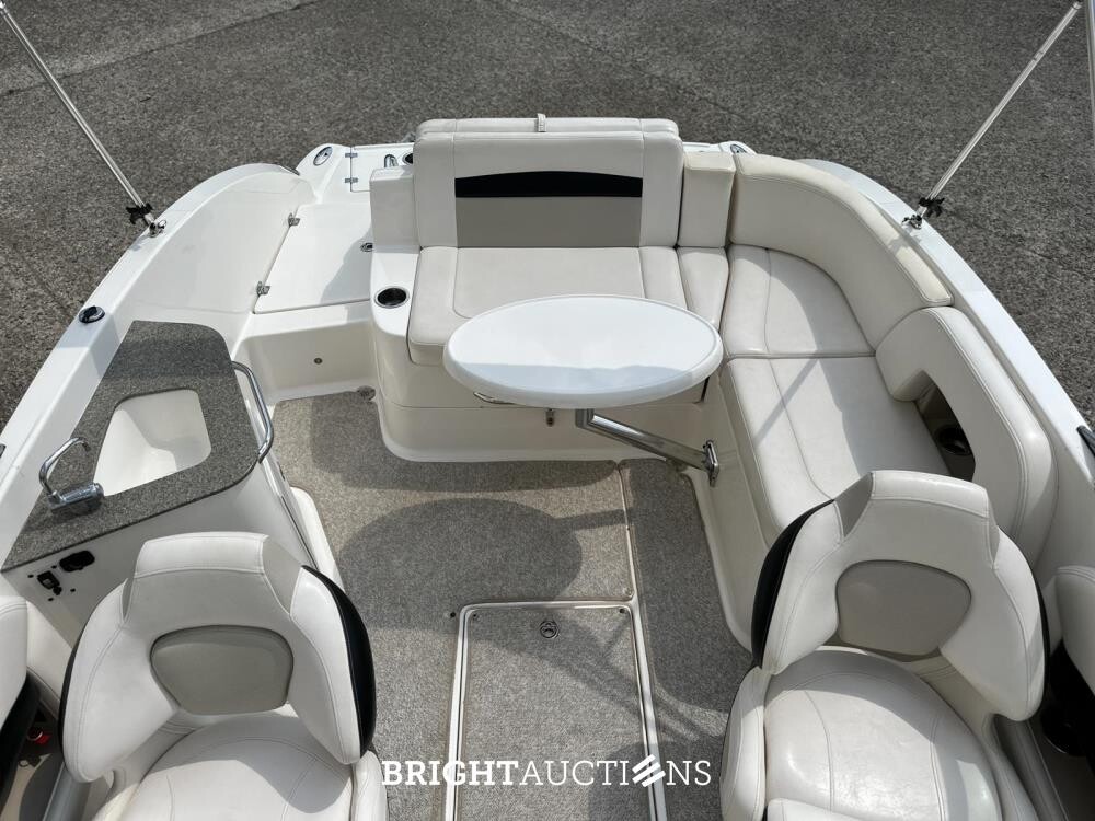 Chaparral 225 SSi Sportboot / Speedboot met Kajuit, MerCruiser 300pk – 2012