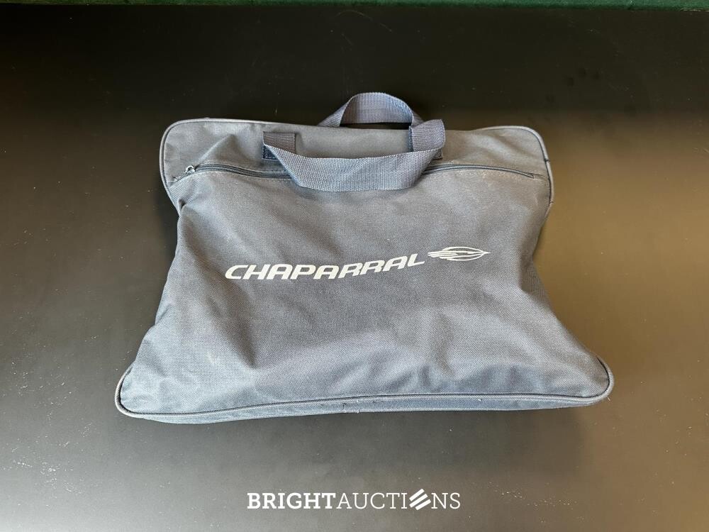 Chaparral 225 SSi Sports Boat / Speedboat with Cabin, MerCruiser 300 HP – 2012