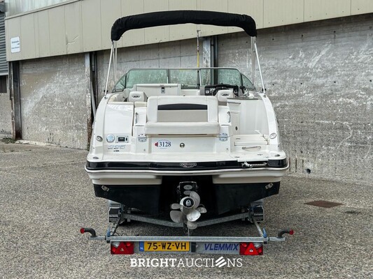 Chaparral 225 SSi Sportboot / Speedboot met Kajuit, MerCruiser 300pk – 2012