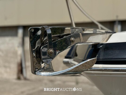 Chaparral 225 SSi Sportboot / Speedboot met Kajuit, MerCruiser 300pk – 2012