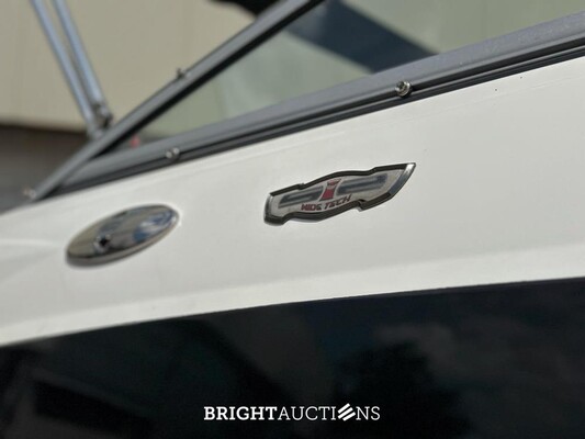 Chaparral 225 SSi Sportboot / Schnellboot mit Kabine, MerCruiser 300pk – 2012