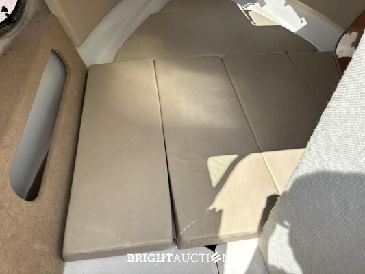 Chaparral 225 SSi Sports Boat / Speedboat with Cabin, MerCruiser 300 HP – 2012