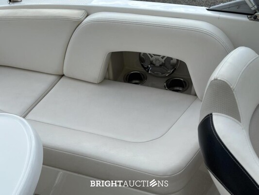 Chaparral 225 SSi Sports Boat / Speedboat with Cabin, MerCruiser 300 HP – 2012