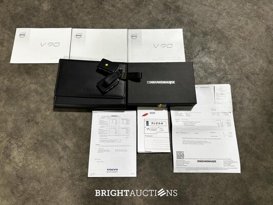Volvo V90 2.0 T5 Momentum 254pk 2017 (Original-NL), PJ-218-K