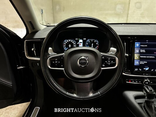 Volvo V90 2.0 T5 Momentum 254pk 2017 (Original-NL), PJ-218-K