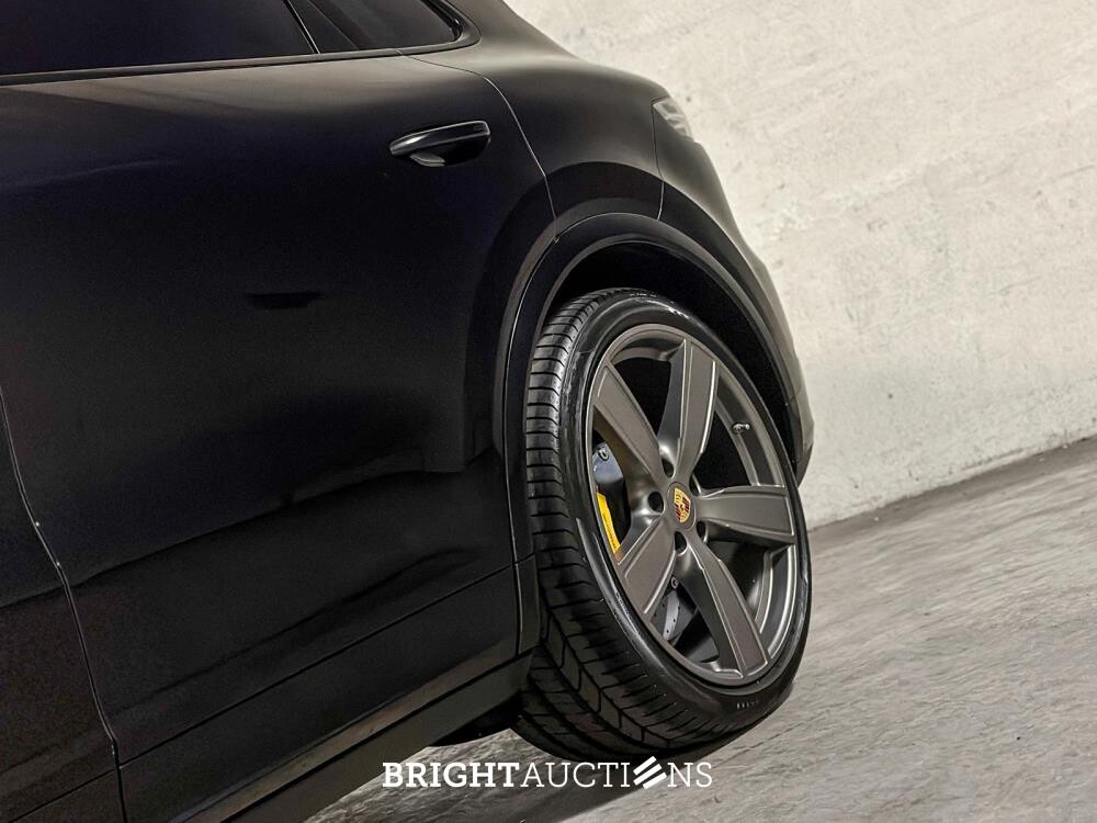 Porsche Cayenne Turbo 4.0 V8 549 pk 2018 (Original-NL), TK-073-X