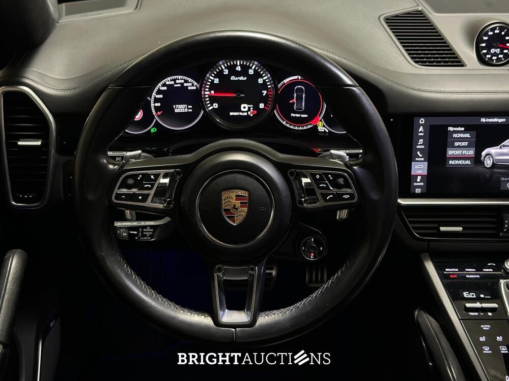 Porsche Cayenne Turbo 4.0 V8 549 pk 2018 (Original-NL), TK-073-X