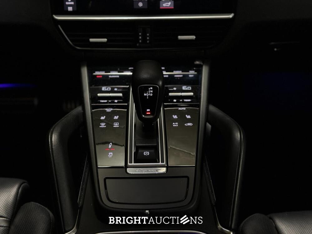 Porsche Cayenne Turbo 4.0 V8 549 pk 2018 (Original-NL), TK-073-X