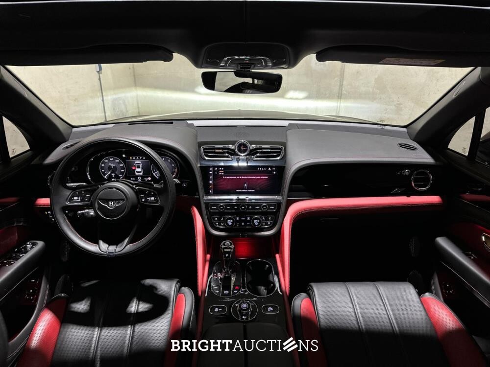 Bentley Bentayga 4.0 V8 S 549 pk 2022 (Original-NL), P-719-VF