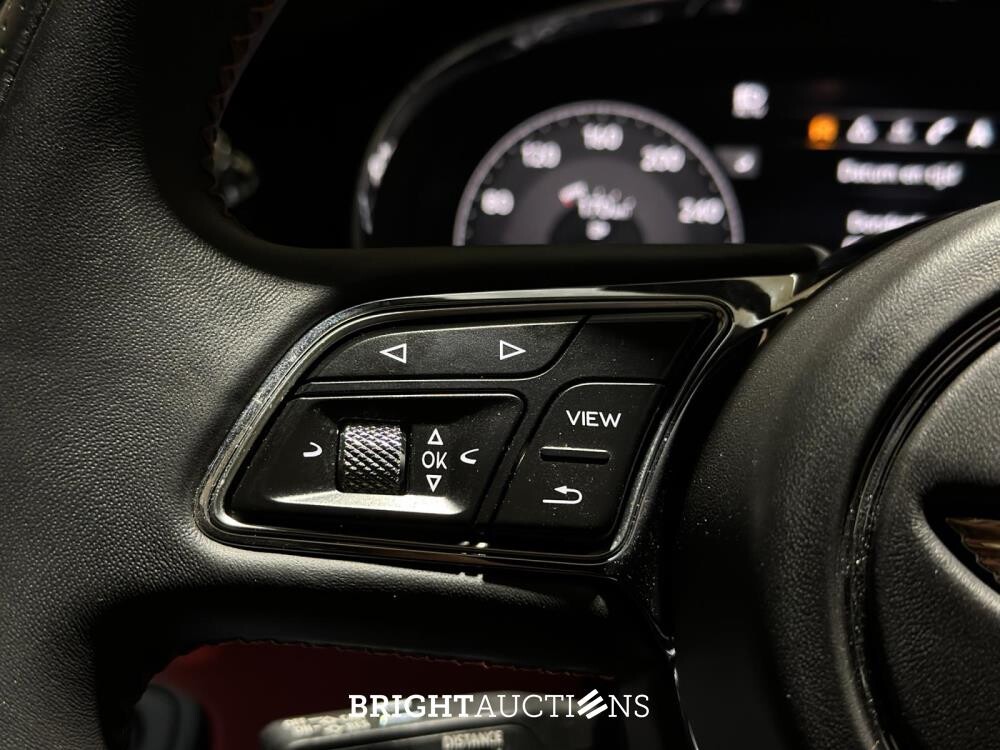 Bentley Bentayga 4.0 V8 S 549 pk 2022 (Original-NL), P-719-VF