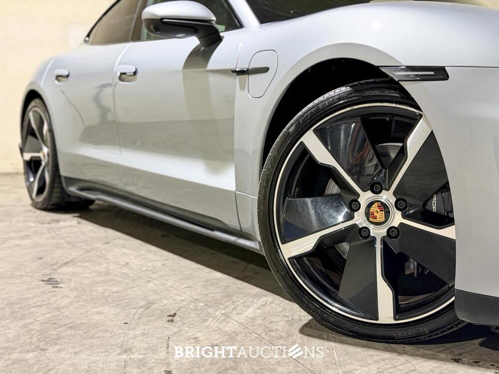Porsche Taycan Performance 94 kWh 476pk 2021, N-714-GS