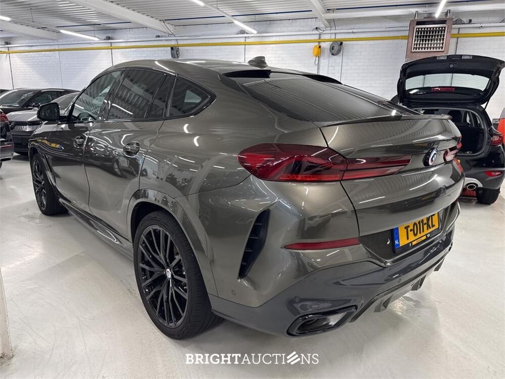BMW X6 xDrive40i High Executive 334pk 2022, T-011-KL