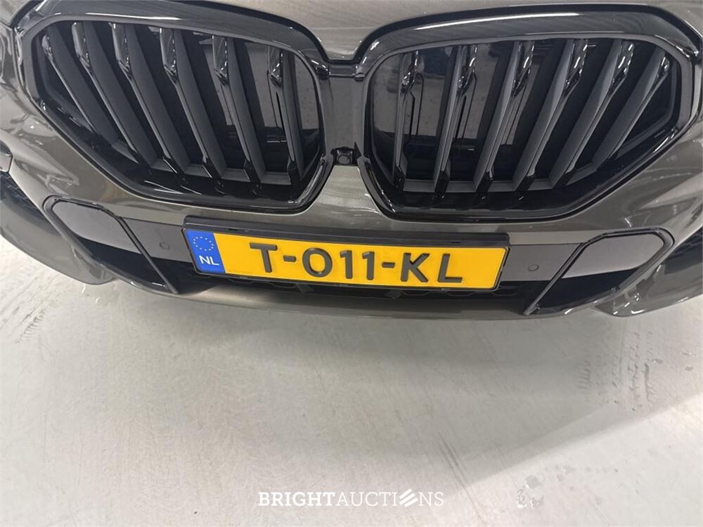 BMW X6 xDrive40i High Executive 334pk 2022, T-011-KL