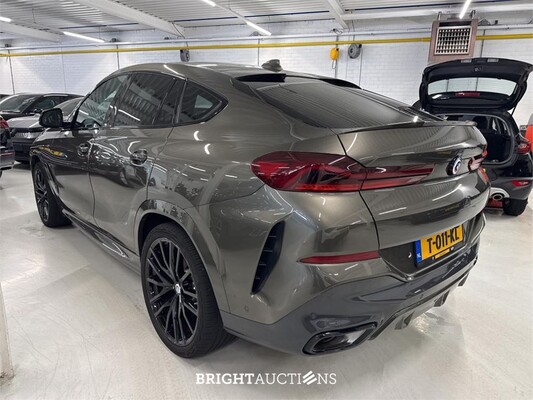 BMW X6 xDrive40i High Executive 334pk 2022, T-011-KL