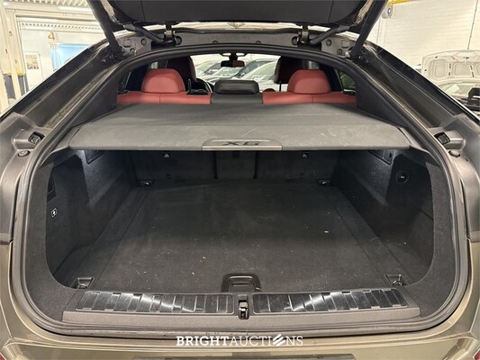 BMW X6 xDrive40i High Executive 334pk 2022, T-011-KL