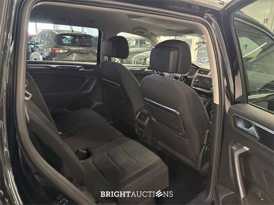 Volkswagen Tiguan Allspace Highline Business R 7p 1.5 TSI 150pk 2021, T-358-LT