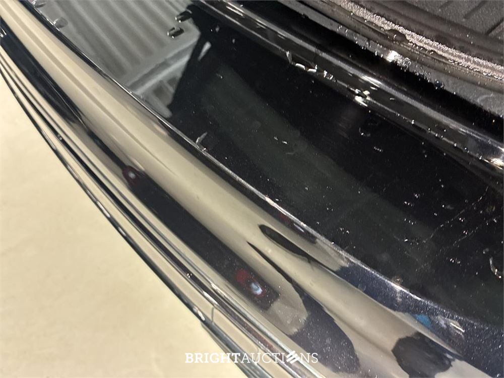 Volkswagen Tiguan eHybrid R-Line Business 1.4 TSI 265pk 2023 (Origineel-NL), S-260-VL