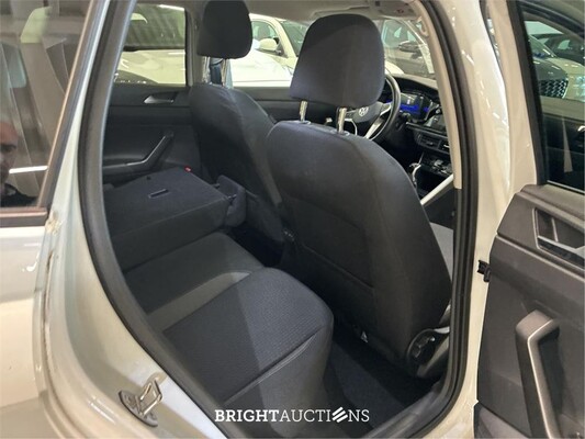 Volkswagen Taigo Life 1.0 TSI 95pk 2022 (Origineel-NL), P-949-XZ