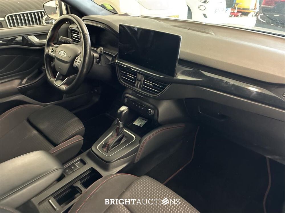 Ford Focus Wagon Hybrid ST-Line X 1.0 EcoBoost 155pk 2023 (Origineel-NL), S-824-VT