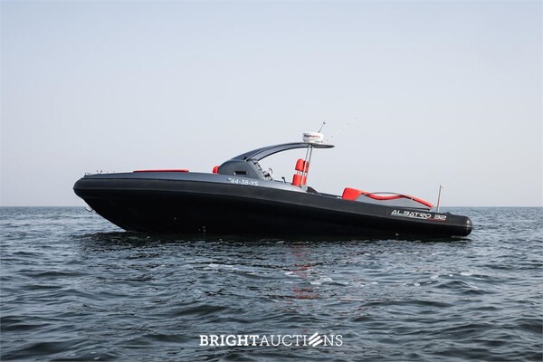 Albatro Racing 32