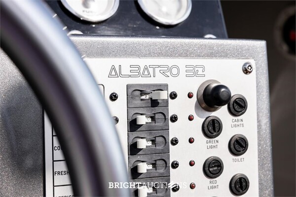 Albatro Racing 32