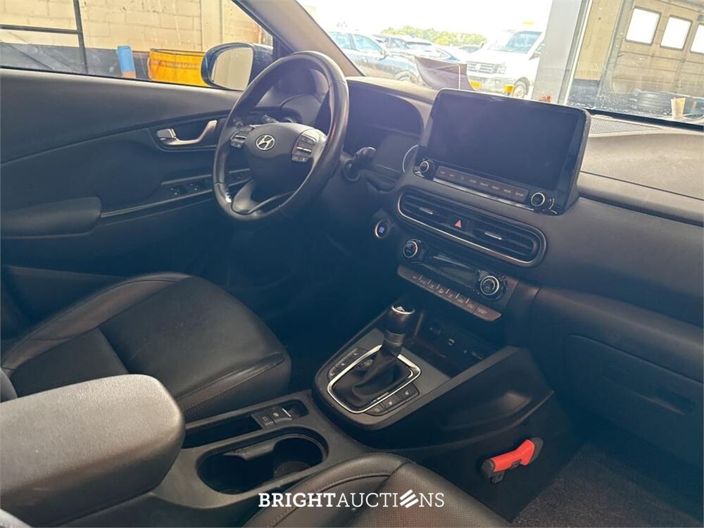 Hyundai Kona HEV Premium 1.6 GDi 148pk 2022 (Origineel-NL), P-068-ST