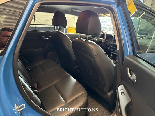 Hyundai Kona HEV Premium 1.6 GDi 148pk 2022 (Origineel-NL), P-068-ST