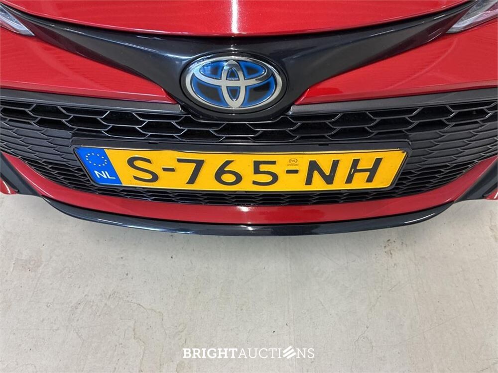Toyota Corolla Hybrid Business Plus 1.8 170pk 2023 (Origineel-NL), S-765-NH
