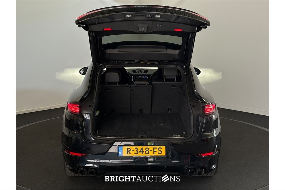Porsche Cayenne E-Hybrid 3.0 476pk 2022 (Origineel-NL), R-348-FS