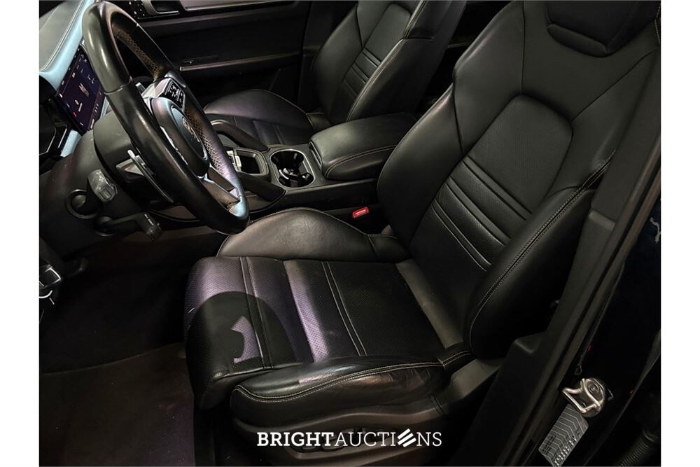 Porsche Cayenne E-Hybrid 3.0 476pk 2022 (Origineel-NL), R-348-FS