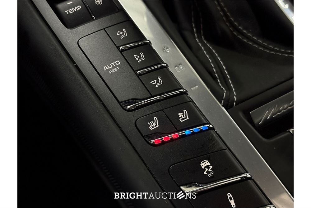 Porsche Macan GTS 2.9 380pk 2021 (Origineel-NL), K-562-NV