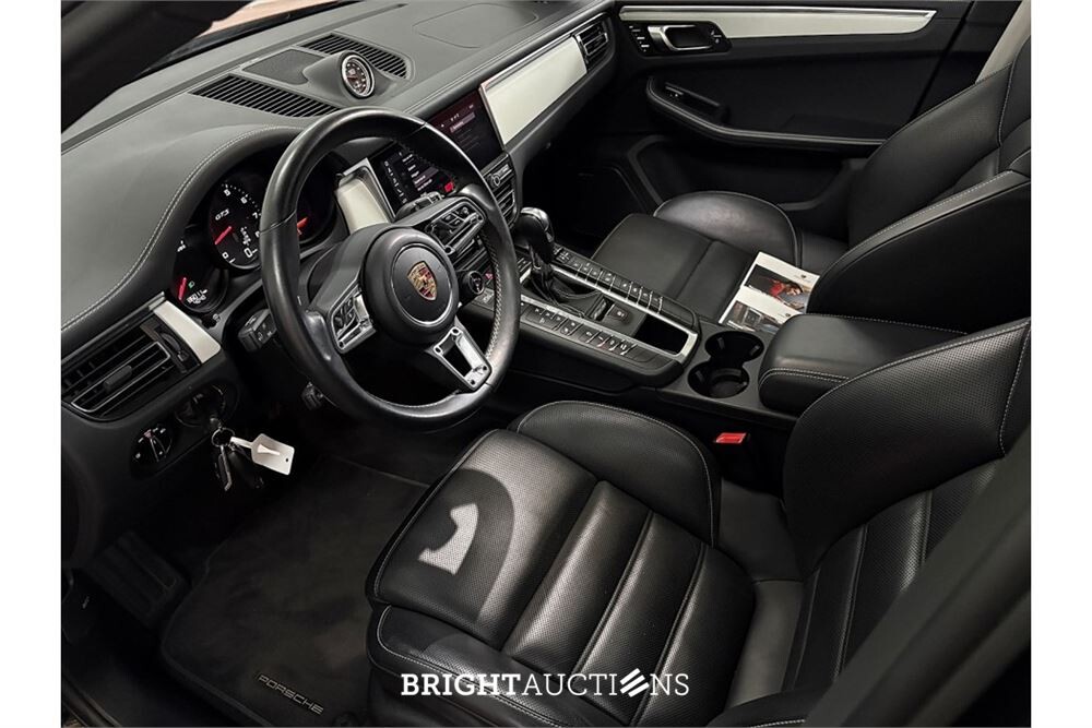 Porsche Macan GTS 2.9 380pk 2021 (Origineel-NL), K-562-NV