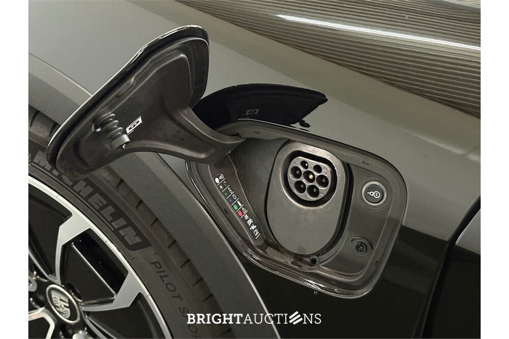 Porsche Taycan 4S 93 kWh 2022, X-274-FS
