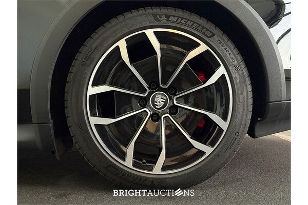 Porsche Taycan 4S 93 kWh 2022, X-274-FS