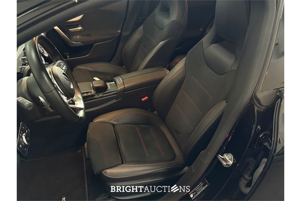 Mercedes-Benz CLA180 Business Solution AMG 136pk 2022 (Origineel-NL) CLA-Klasse, P-827-VV