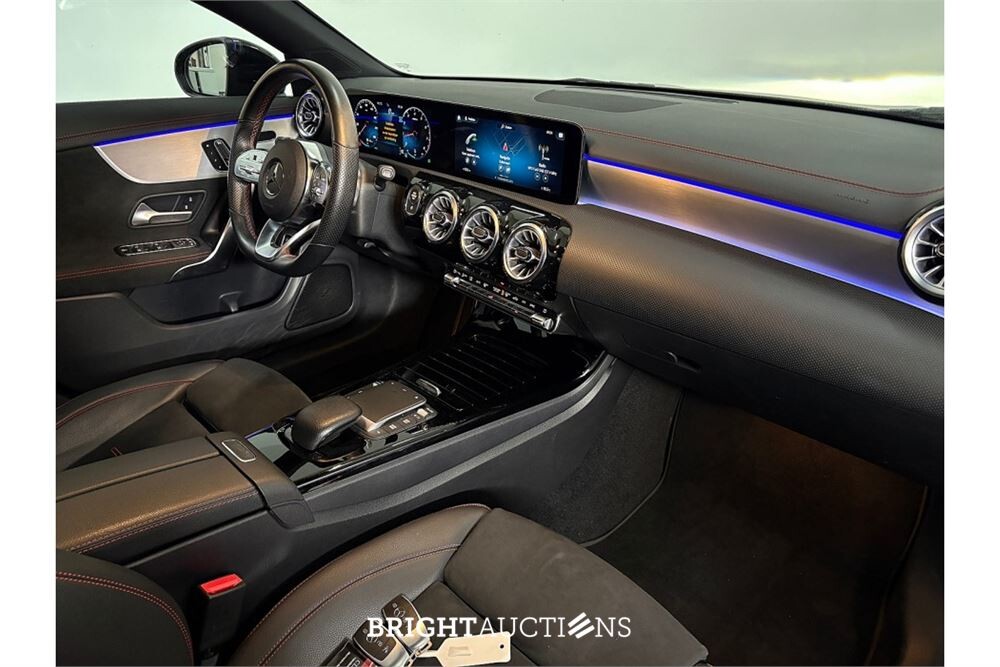 Mercedes-Benz CLA180 Business Solution AMG 136pk 2022 (Origineel-NL) CLA-Klasse, P-827-VV