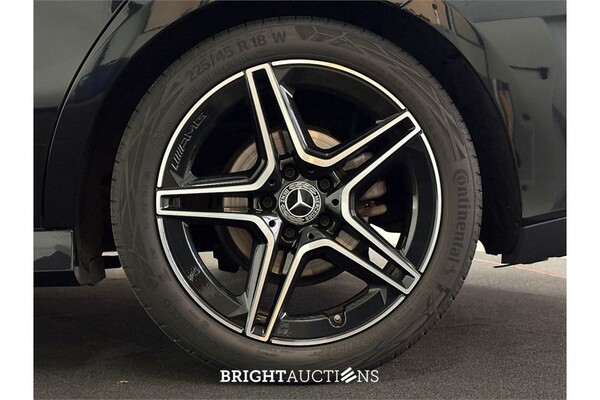 Mercedes-Benz CLA180 Business Solution AMG 136pk 2022 (Origineel-NL) CLA-Klasse, P-827-VV