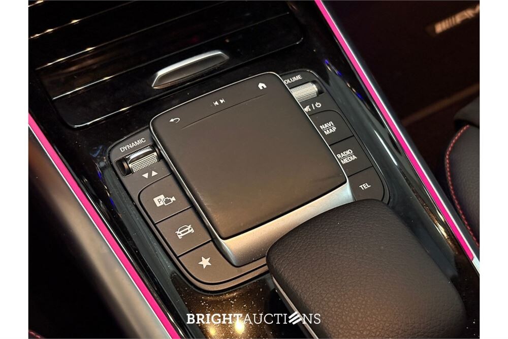 Mercedes-Benz EQA 25067 Business Solution AMG 67 kWh 2021 (Origineel-NL) EQA-Klasse, L-863-PZ