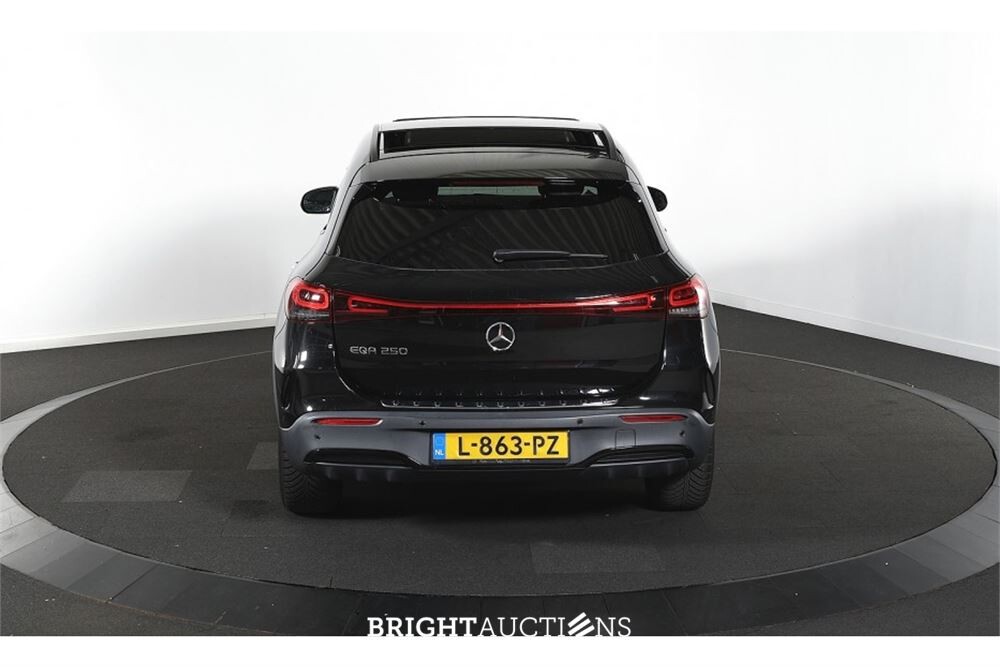 Mercedes-Benz EQA 25067 Business Solution AMG 67 kWh 2021 (Origineel-NL) EQA-Klasse, L-863-PZ