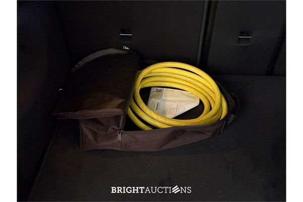 Mercedes-Benz EQA 25067 Business Solution AMG 67 kWh 2021 (Origineel-NL) EQA-Klasse, L-863-PZ