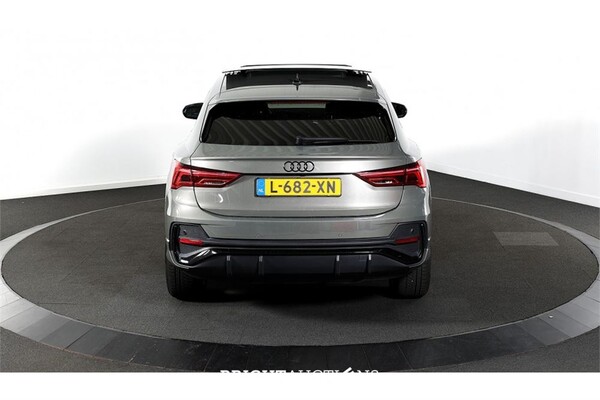 Audi Q3 Sportback 45 e S Edition TFSI 266pk 2021 (Origineel-NL), L-682-XN