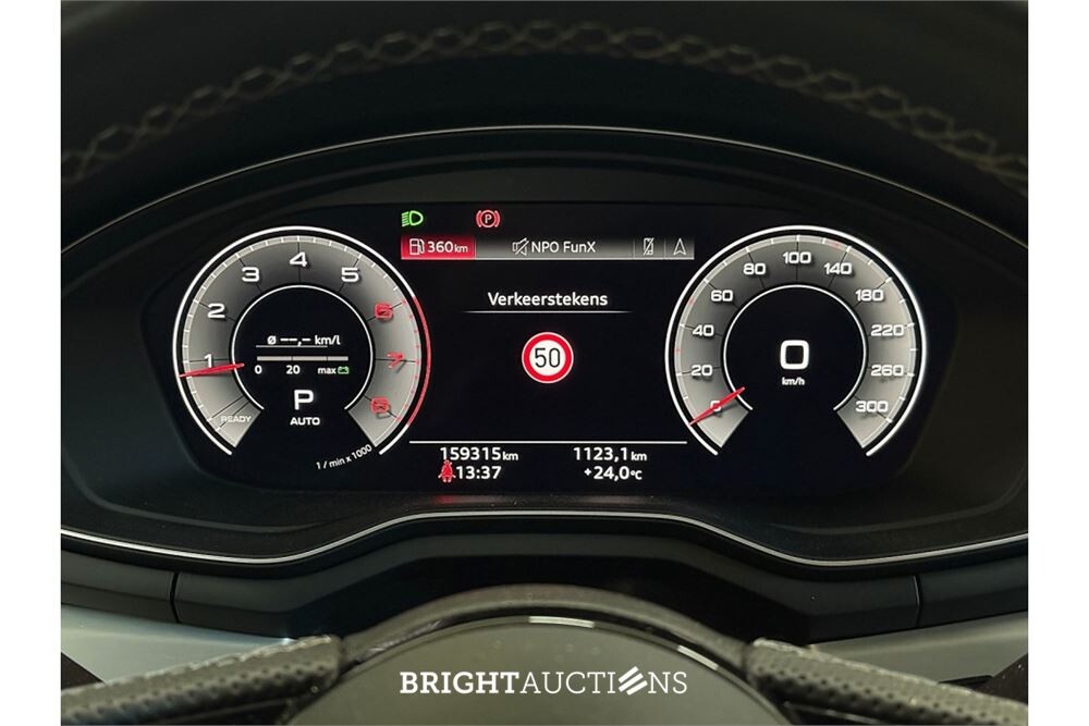 Audi A4 35 S edition Competition TFSI 149pk 2023 (Origineel-NL), X-994-BX