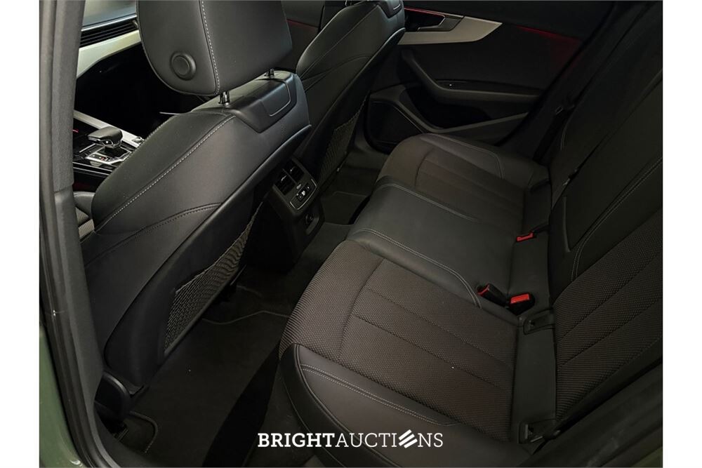 Audi A4 35 S edition Competition TFSI 149pk 2023 (Origineel-NL), X-994-BX