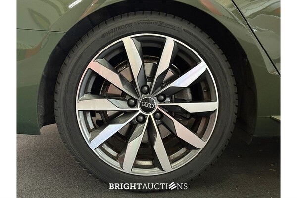 Audi A4 35 S edition Competition TFSI 149pk 2023 (Origineel-NL), X-994-BX