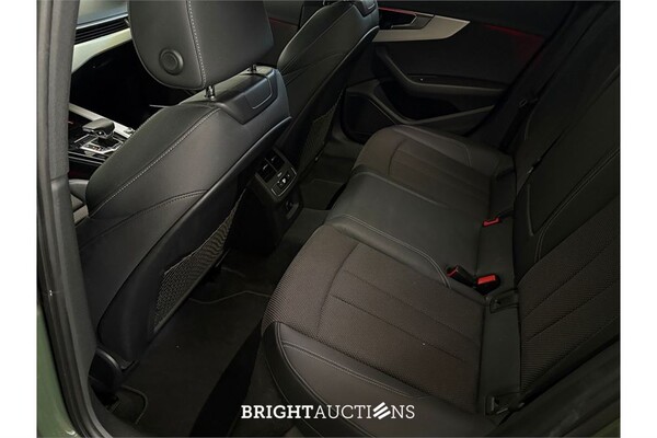 Audi A4 35 S edition Competition TFSI 149pk 2023 (Origineel-NL), X-994-BX